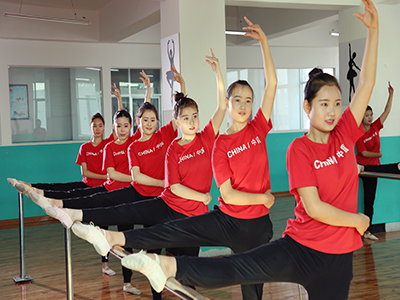 学幼师专业就到兰州中专学校