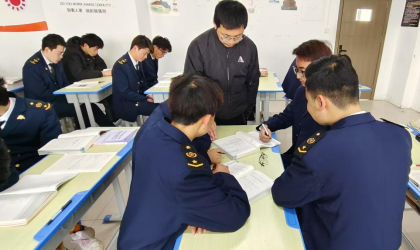 有温度的点灯人 | 优秀教师风采展示（8）：孙兵强